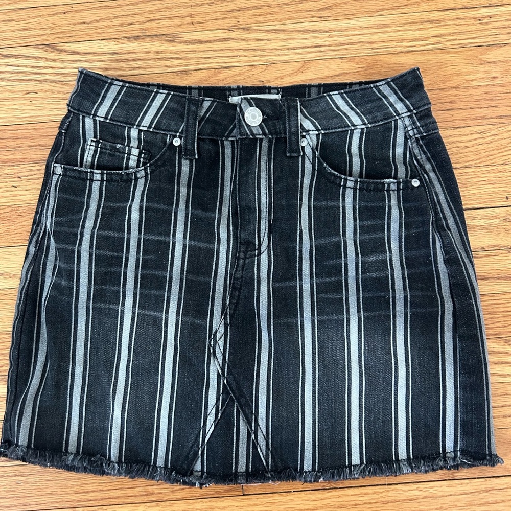 Sky and Sparrow jean skirt size 0